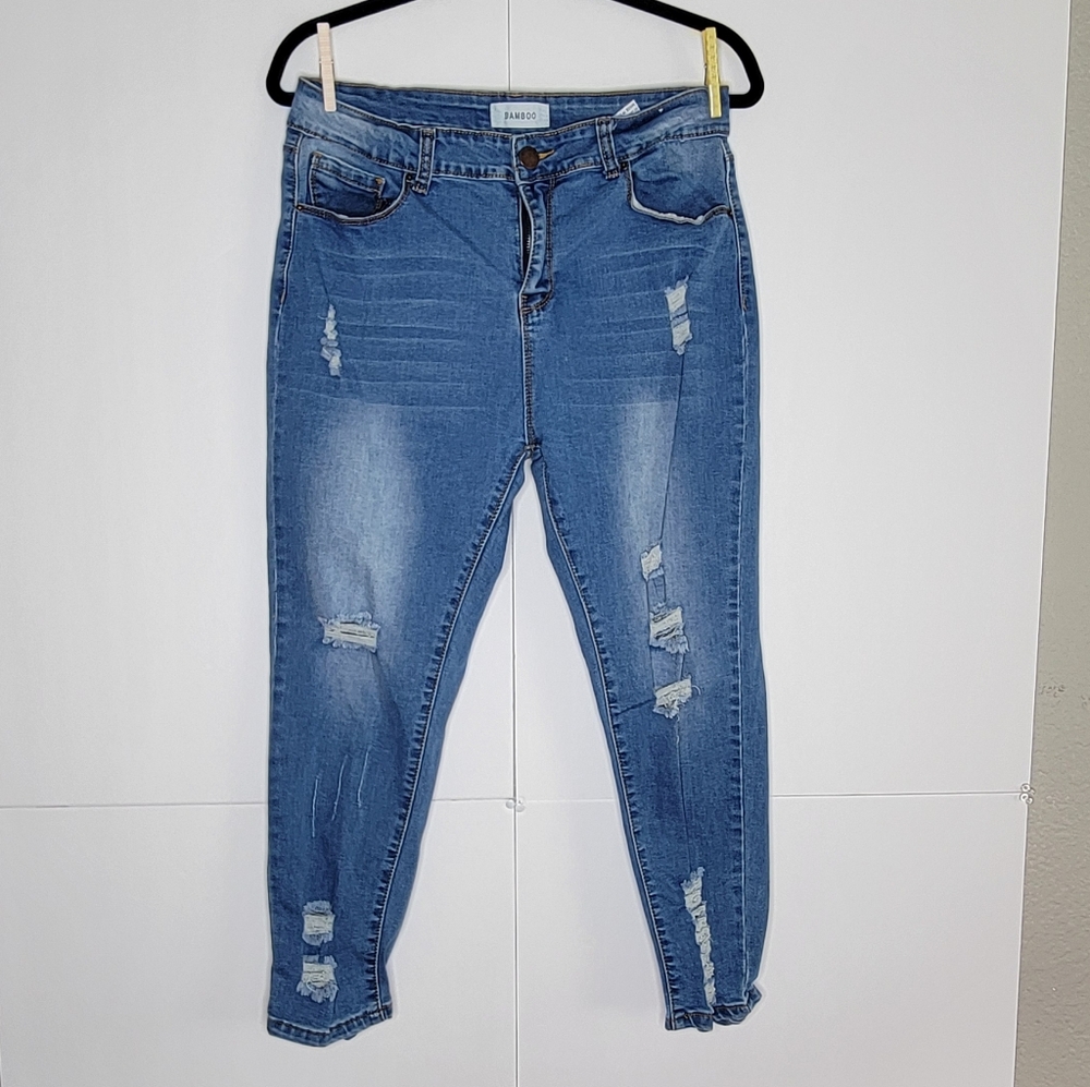 Bamboo Distressed Skinny Jeans Size 11/12 Medium Wash
